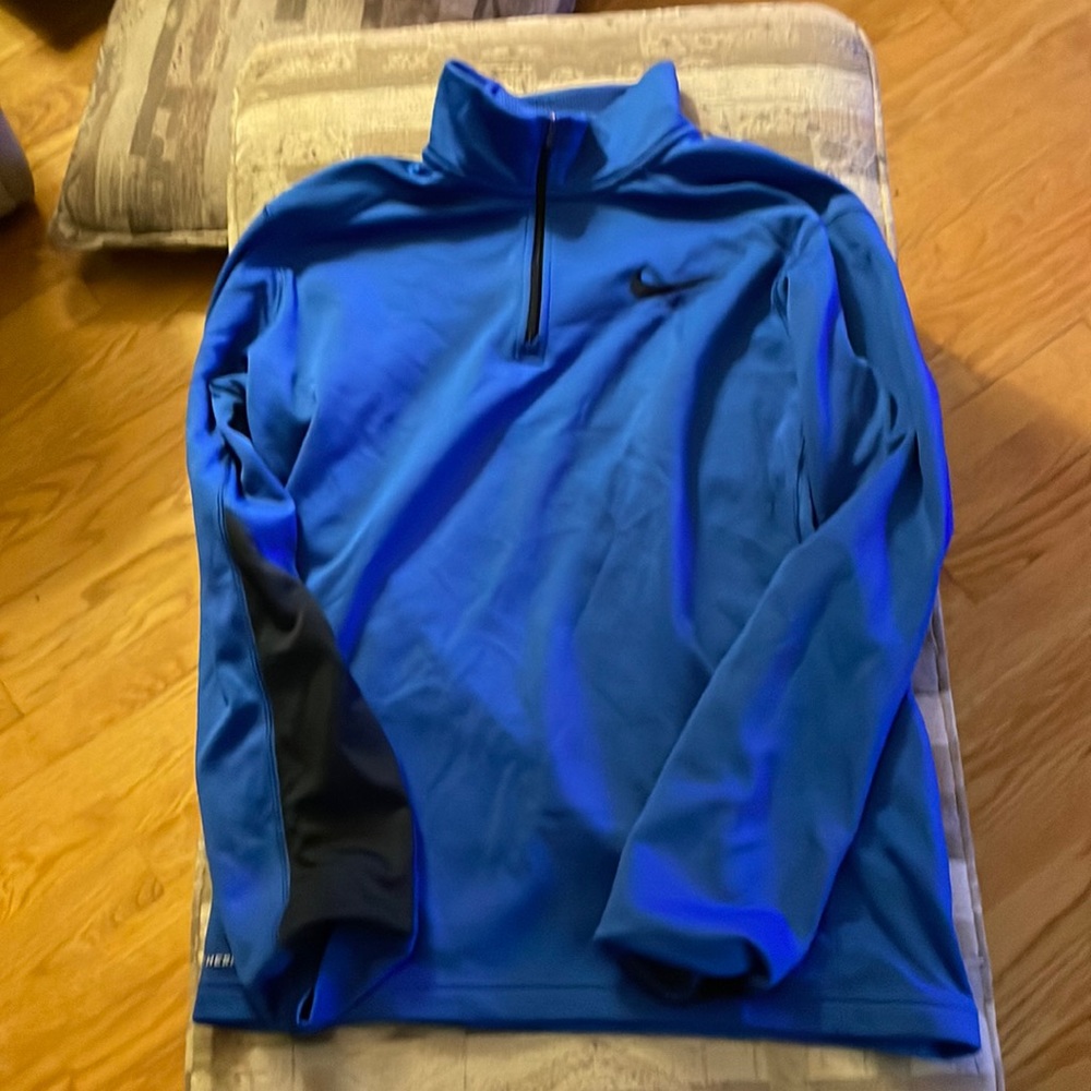 Nike half zip up